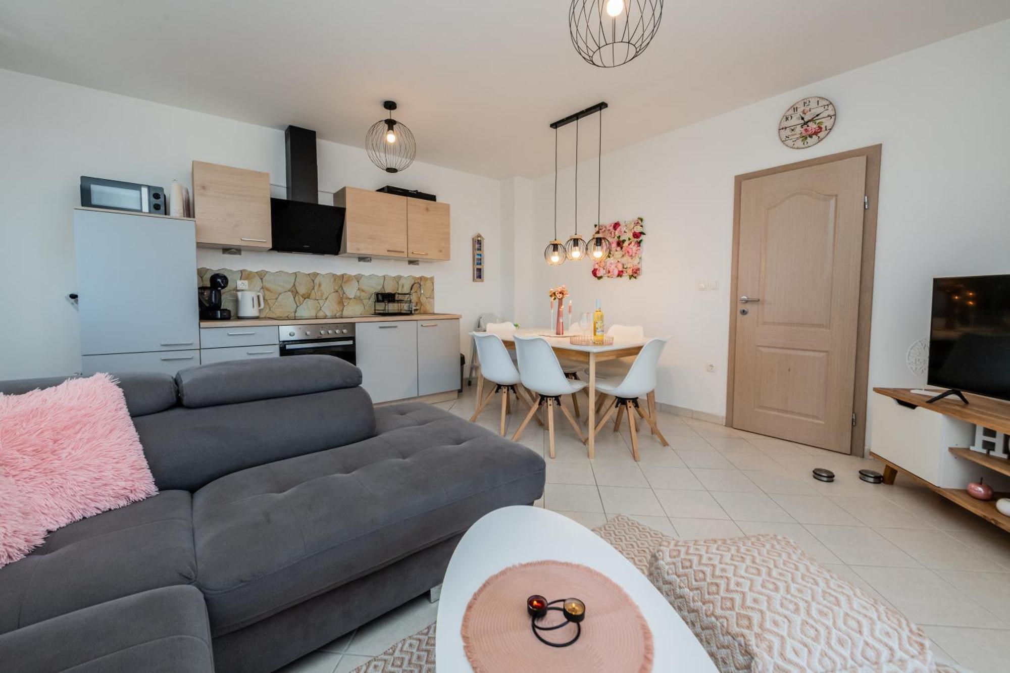 Sun Island Apartment Trogir Exterior foto