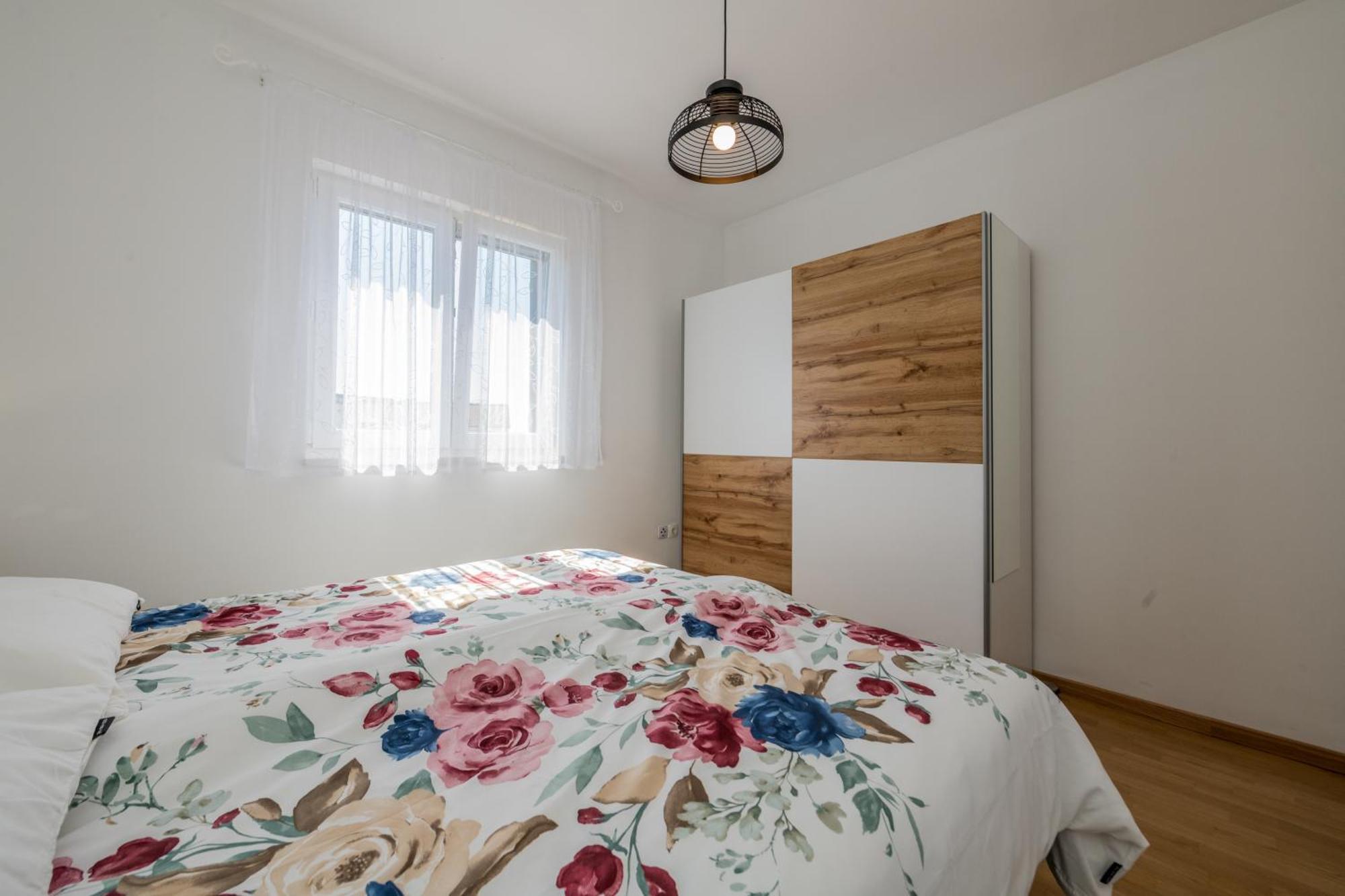 Sun Island Apartment Trogir Exterior foto