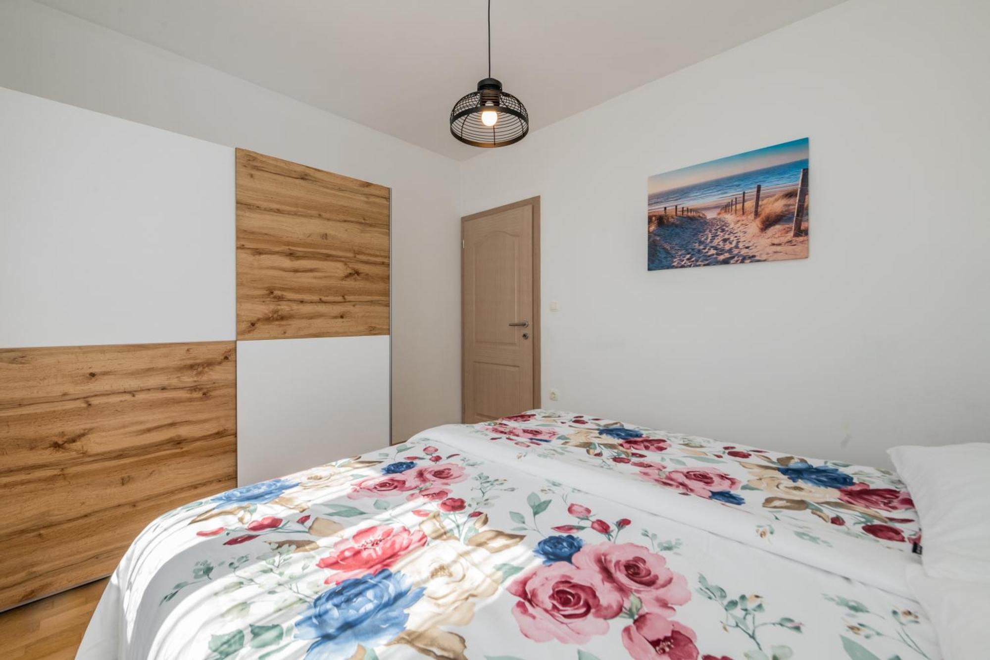 Sun Island Apartment Trogir Exterior foto