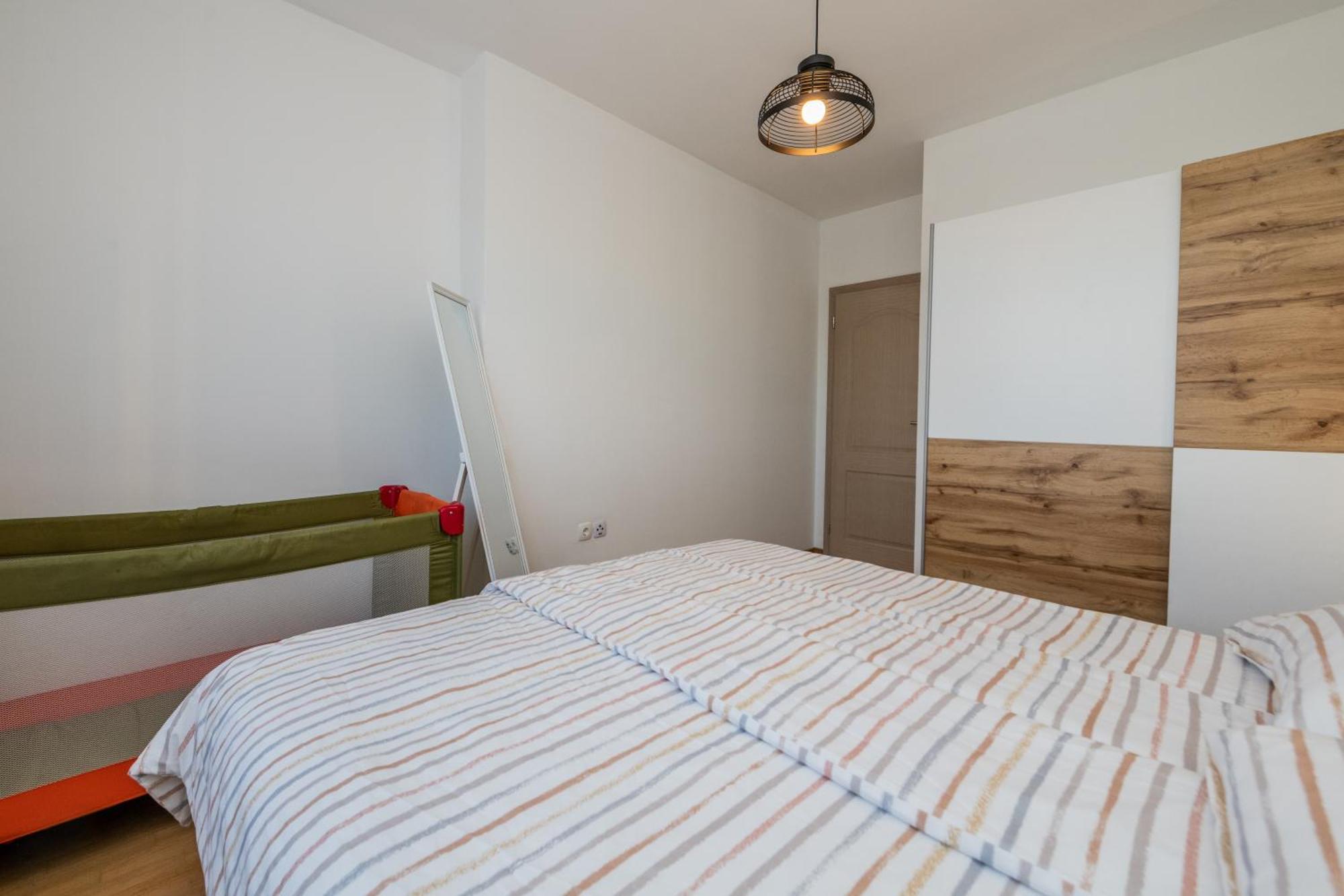 Sun Island Apartment Trogir Exterior foto